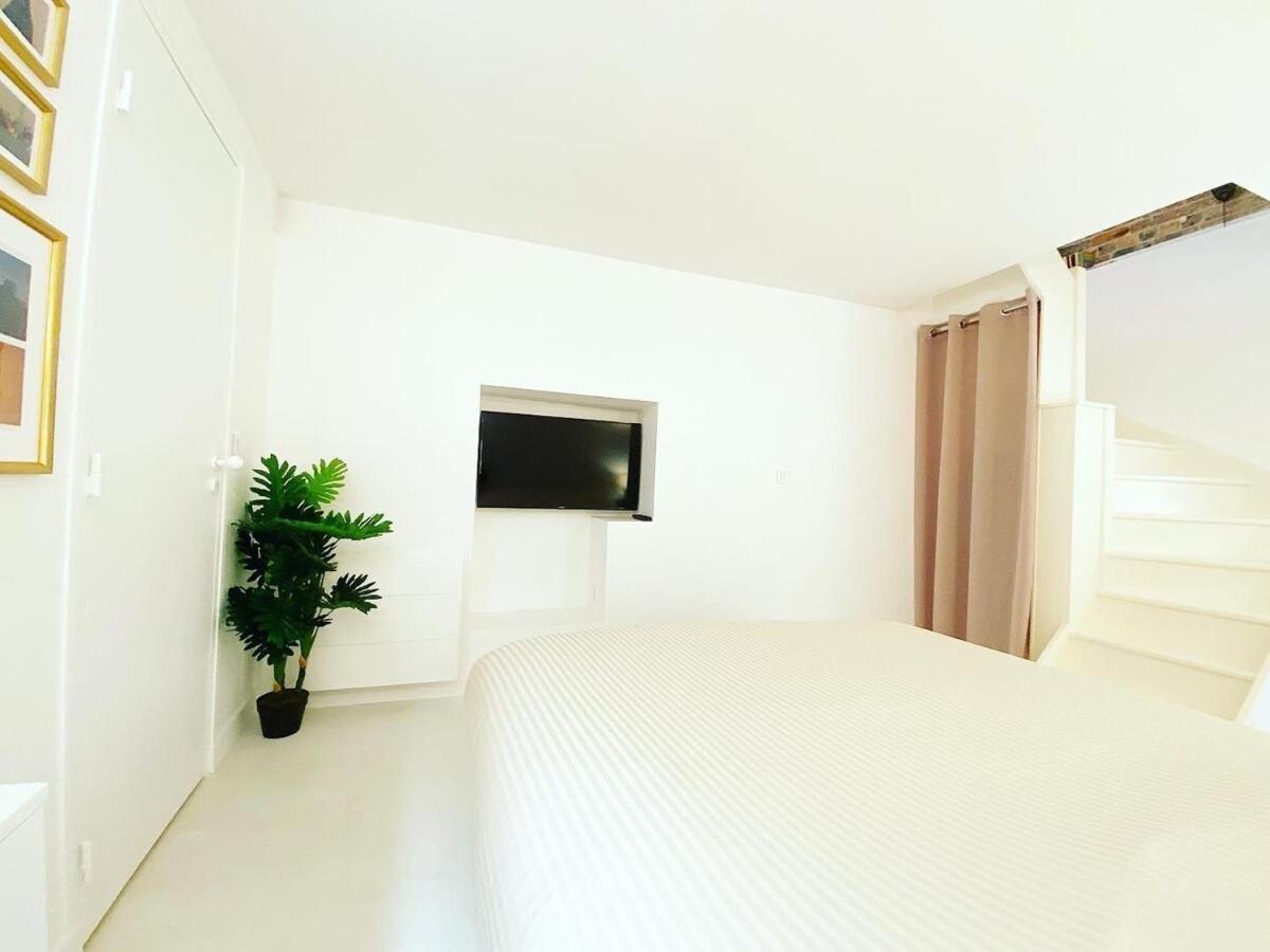 De Standing A - Flat-guest Appartement Parijs